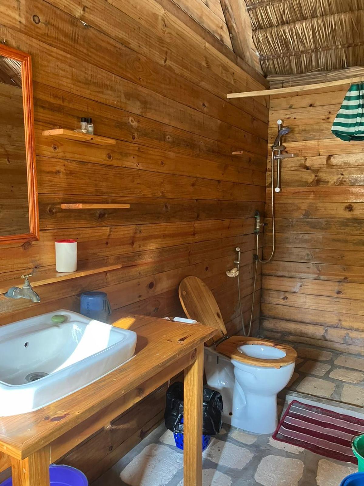 Bed and Breakfast Vazaha Vezo Andavadoaka Екстер'єр фото